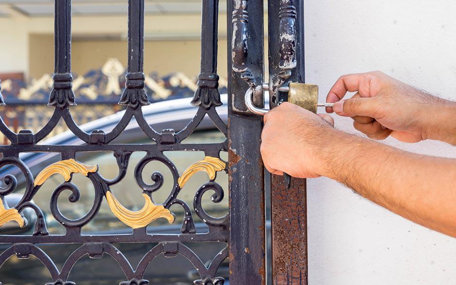 heure serrurier ouverture de porte Courbevoie